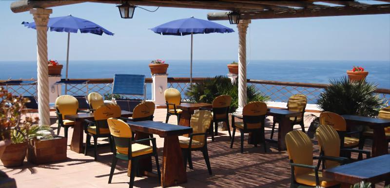 Forio di Ischia Hotel Punto Azzurro מראה חיצוני תמונה