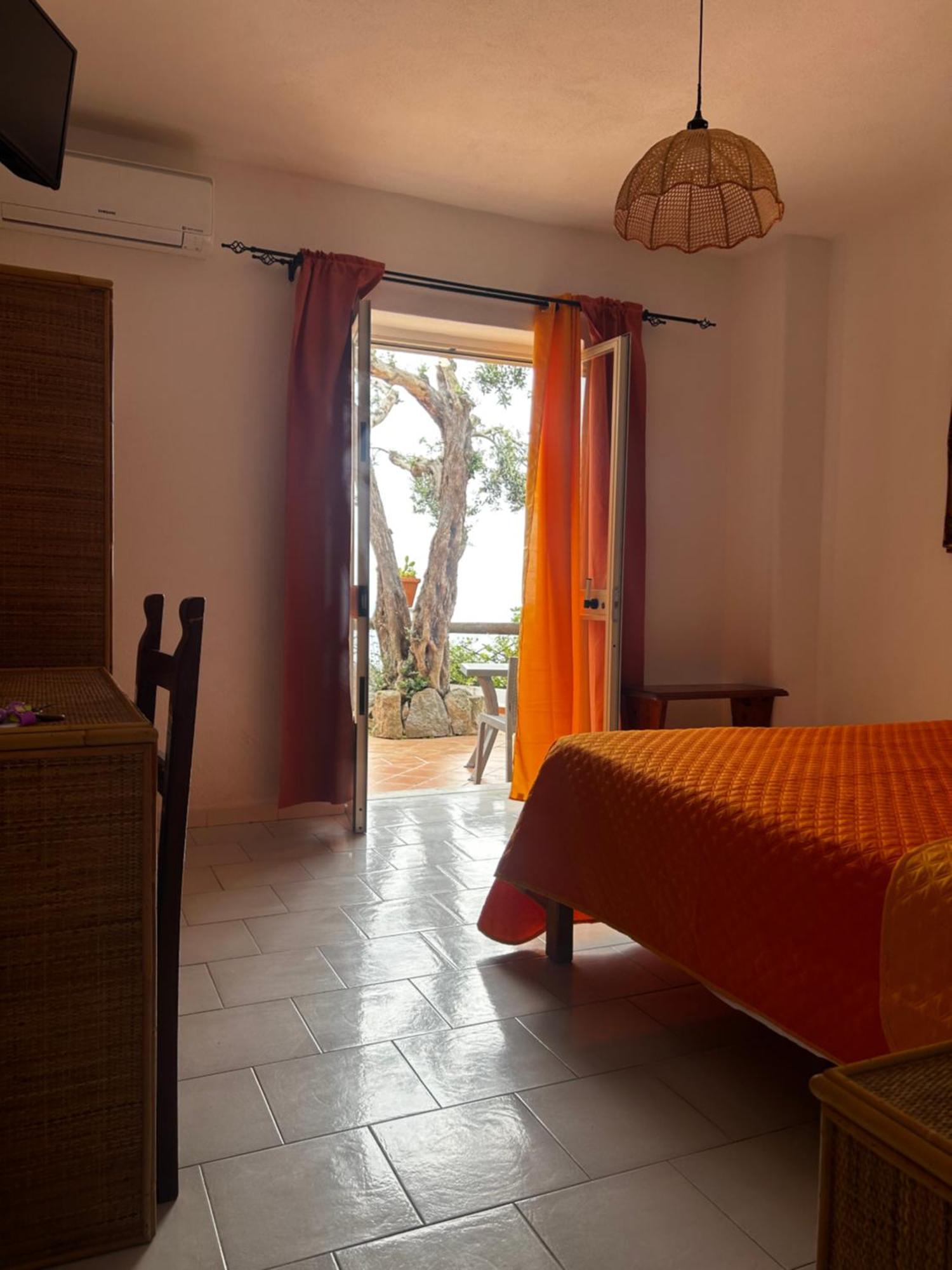 Forio di Ischia Hotel Punto Azzurro מראה חיצוני תמונה