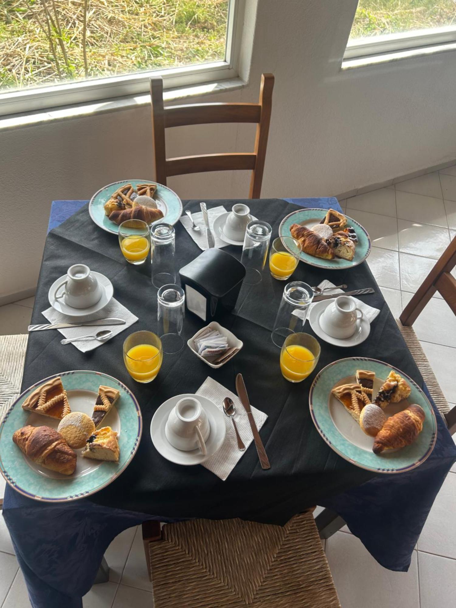 Forio di Ischia Hotel Punto Azzurro מראה חיצוני תמונה