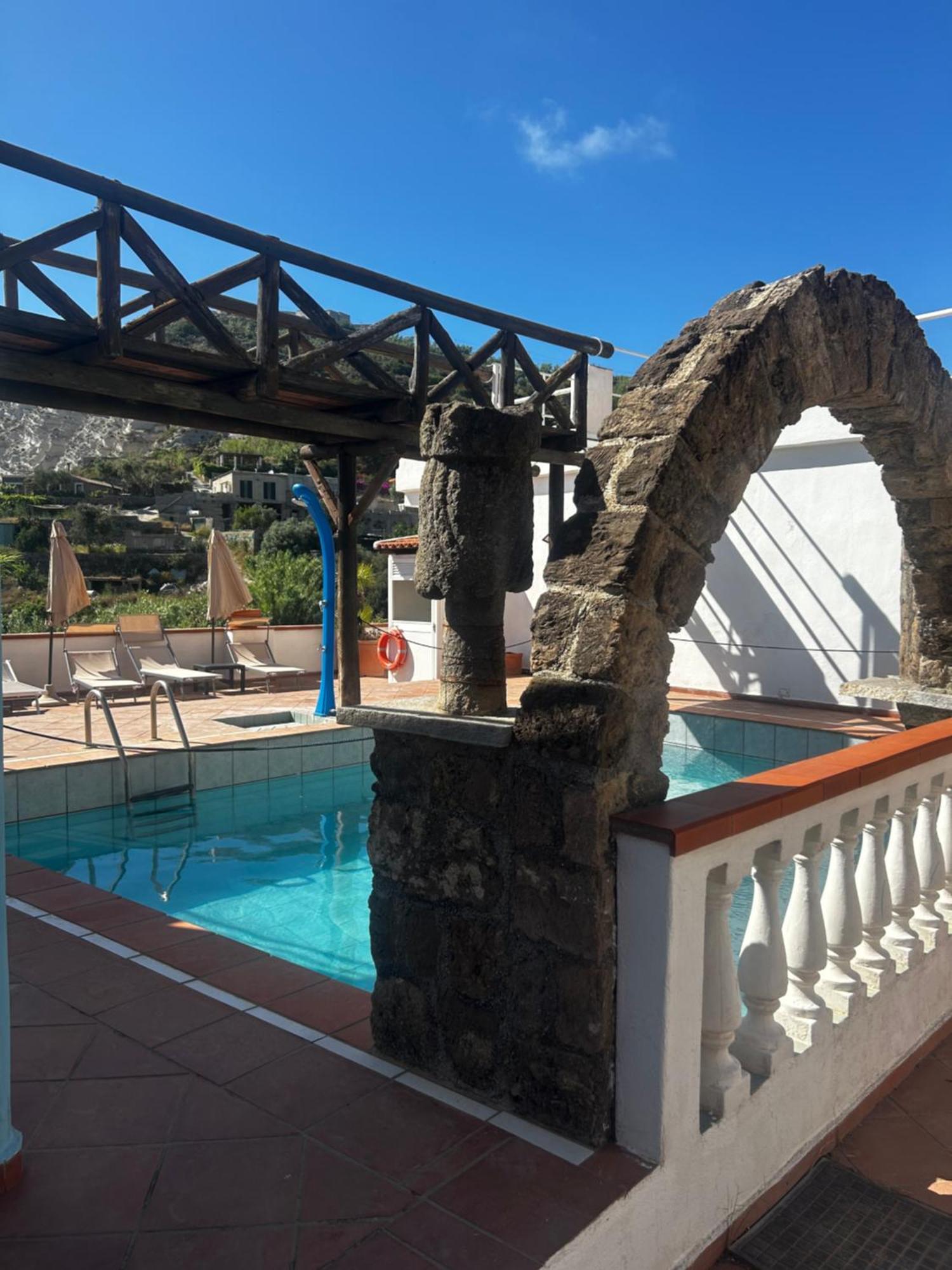 Forio di Ischia Hotel Punto Azzurro מראה חיצוני תמונה